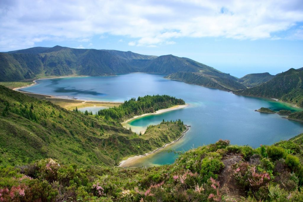azores-travel-guide-for-holidays-in-azores-hotels-flights-sights-and-other-information-lagoa-do-fogo-a-volcanic-lake-in-sao-miguel-azores-464-4bbe.jpg