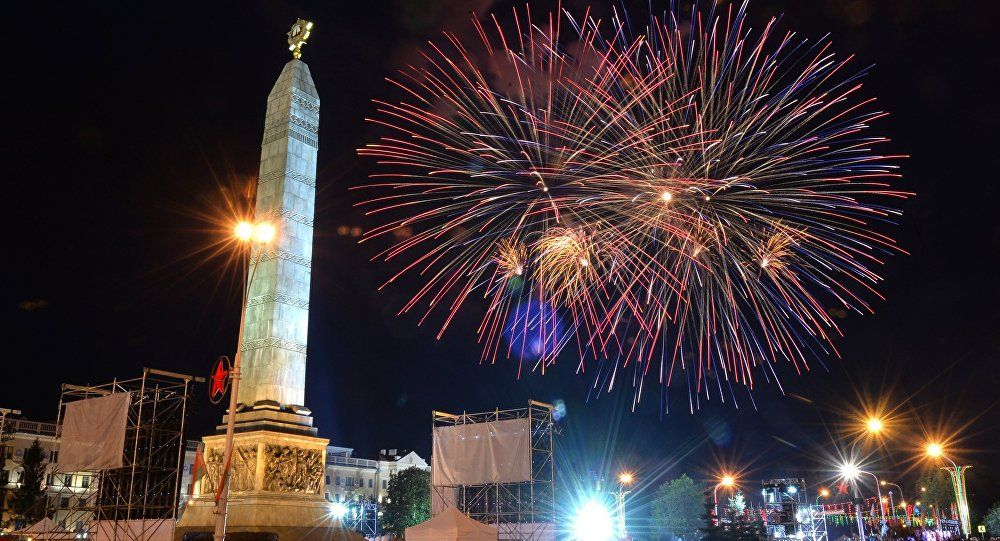 Новый год в минске 2018 год Новый год в минске 2018 год