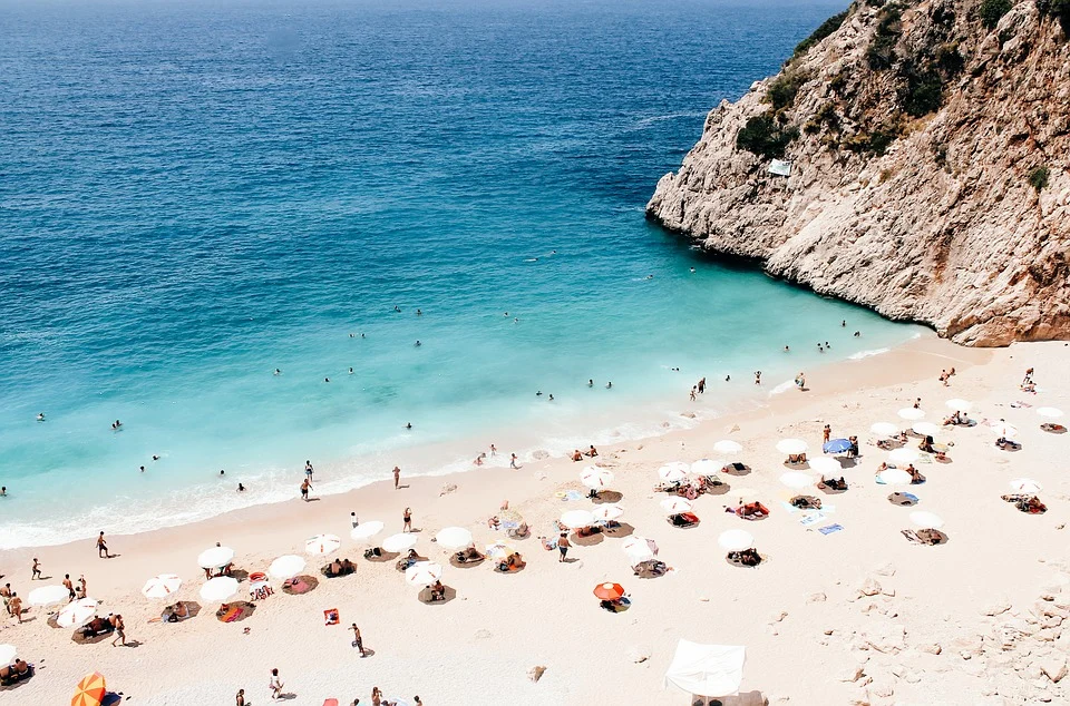 Летим в Турцию в сентябре. 6 хороших отелей с песчаным пляжем