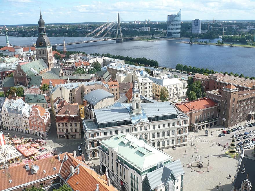 В Латвии смягчили ограничения, связанные с Covid-19