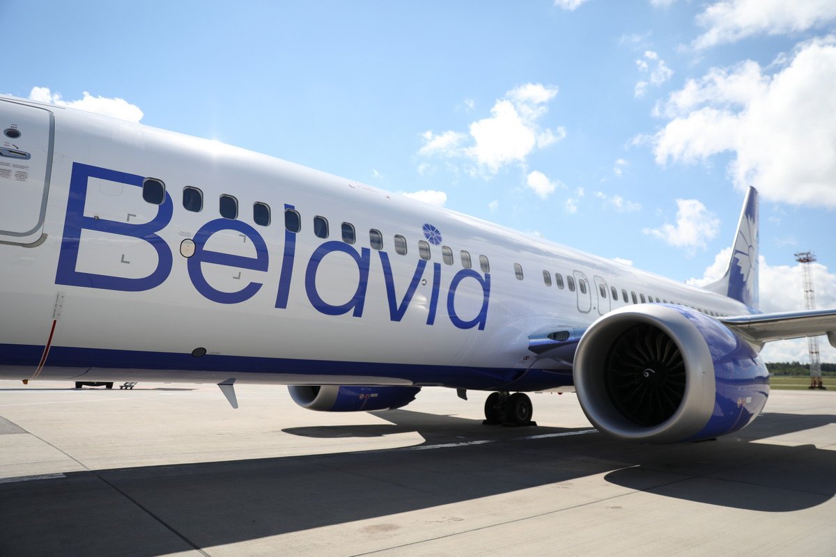 Черная пятница у Belavia: скидки на прямые и трансферные рейсы
