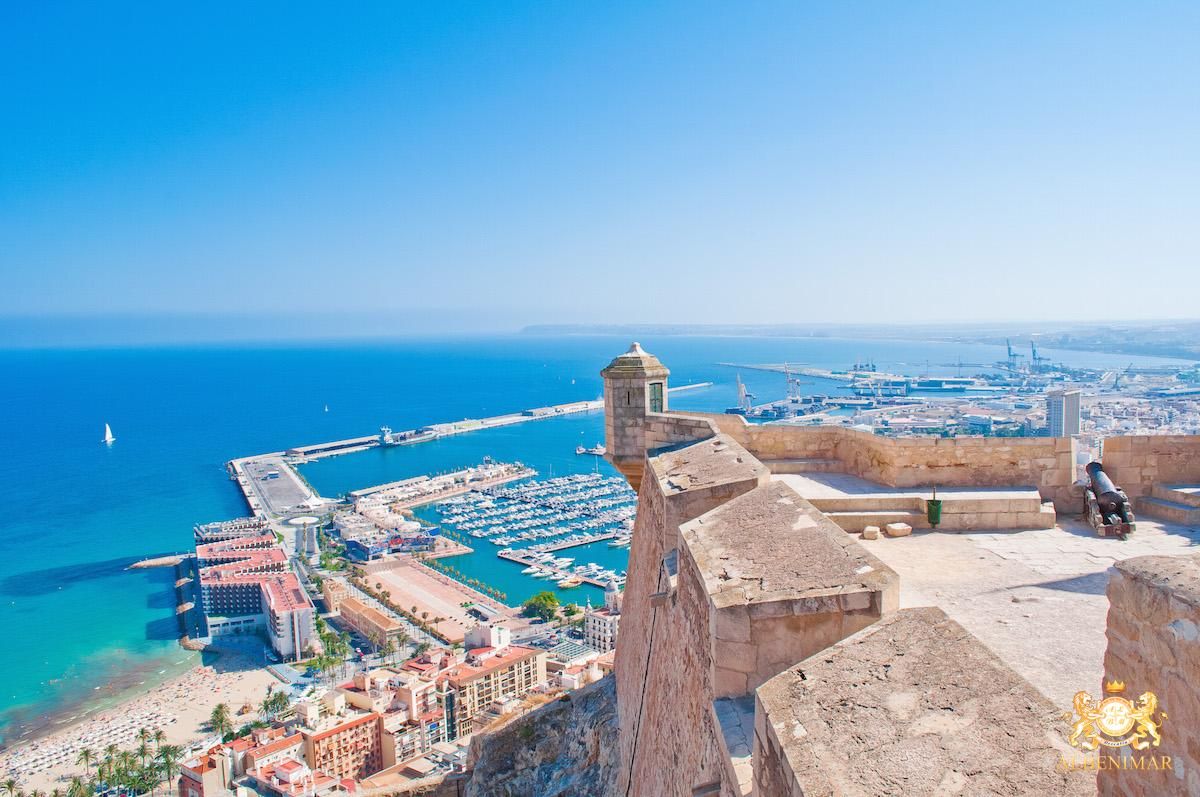 Чартер Минск - Аликанте за 140 евро в обе стороны