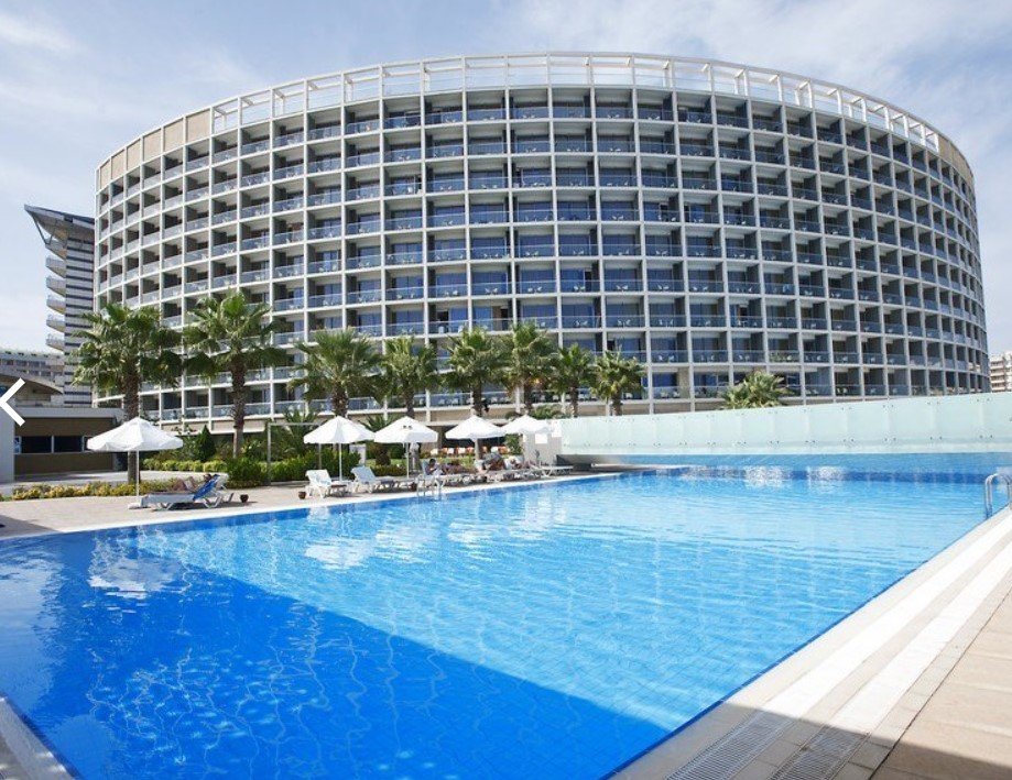 Два популярных отеля в Анталье сменили владельца