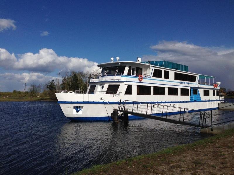 Первый белорусский круизный лайнер в этом году не совершил ни одного рейса