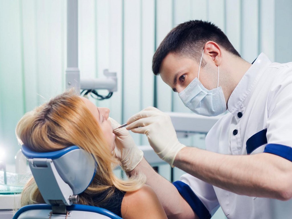 В Беларусь стало приезжать больше «стоматологических» туристов