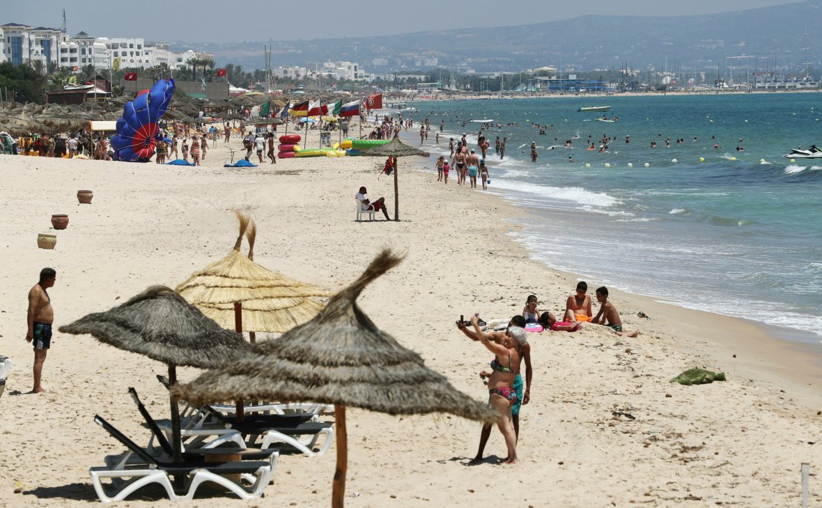 В Тунисе клиентов Thomas Cook не выпускают из отеля