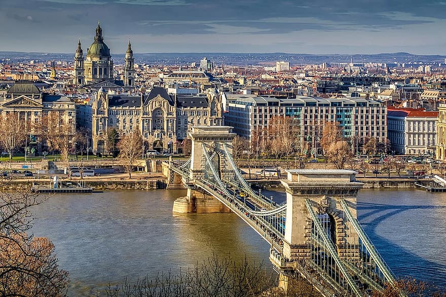 Венгрия с 1 сентября закрывает границы для иностранцев