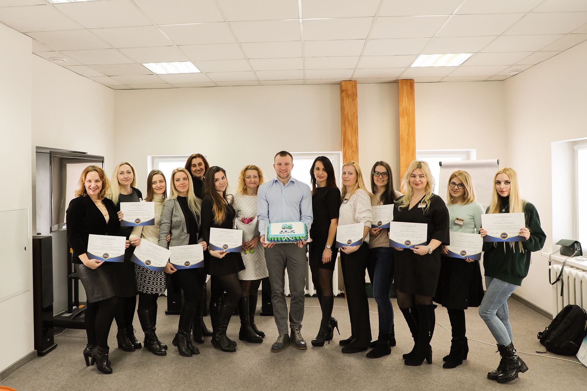 Первый выпуск Академии TEZ TOUR состоялся! Объявлен новый набор!