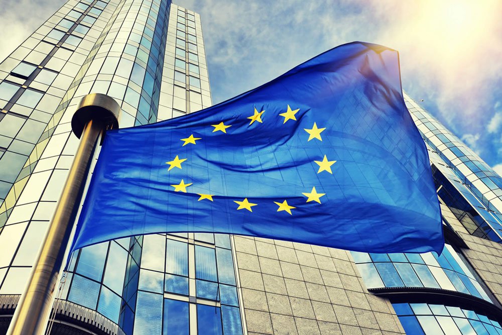 Еврокомиссия призвала страны ЕС открыть внутренние границы к 15 июня