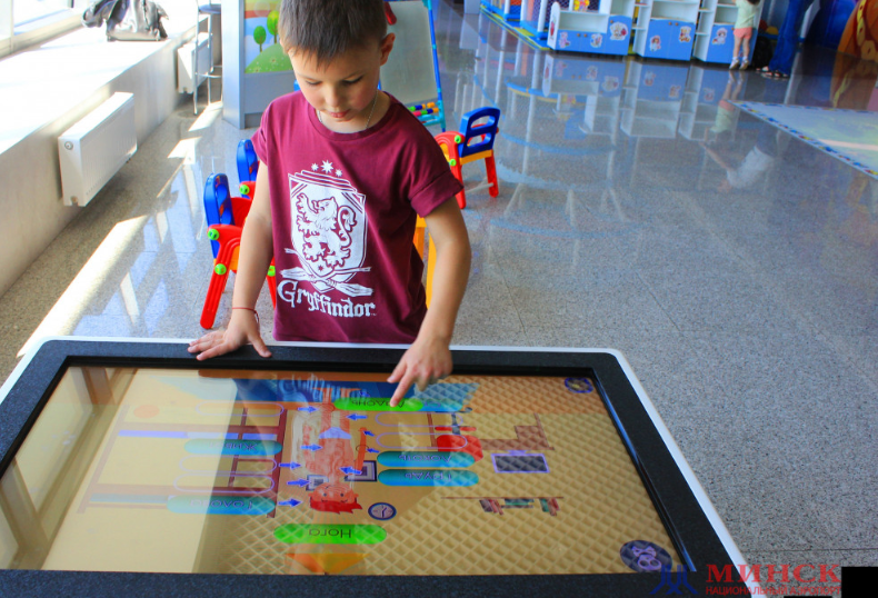 В Нацаэропорту появились интерактивные детские развлечения