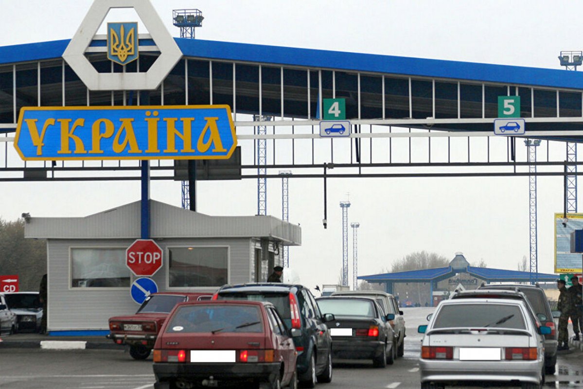 Минздрав Украины сократил список красной зоны до 38 стран. Беларусь — в зеленом