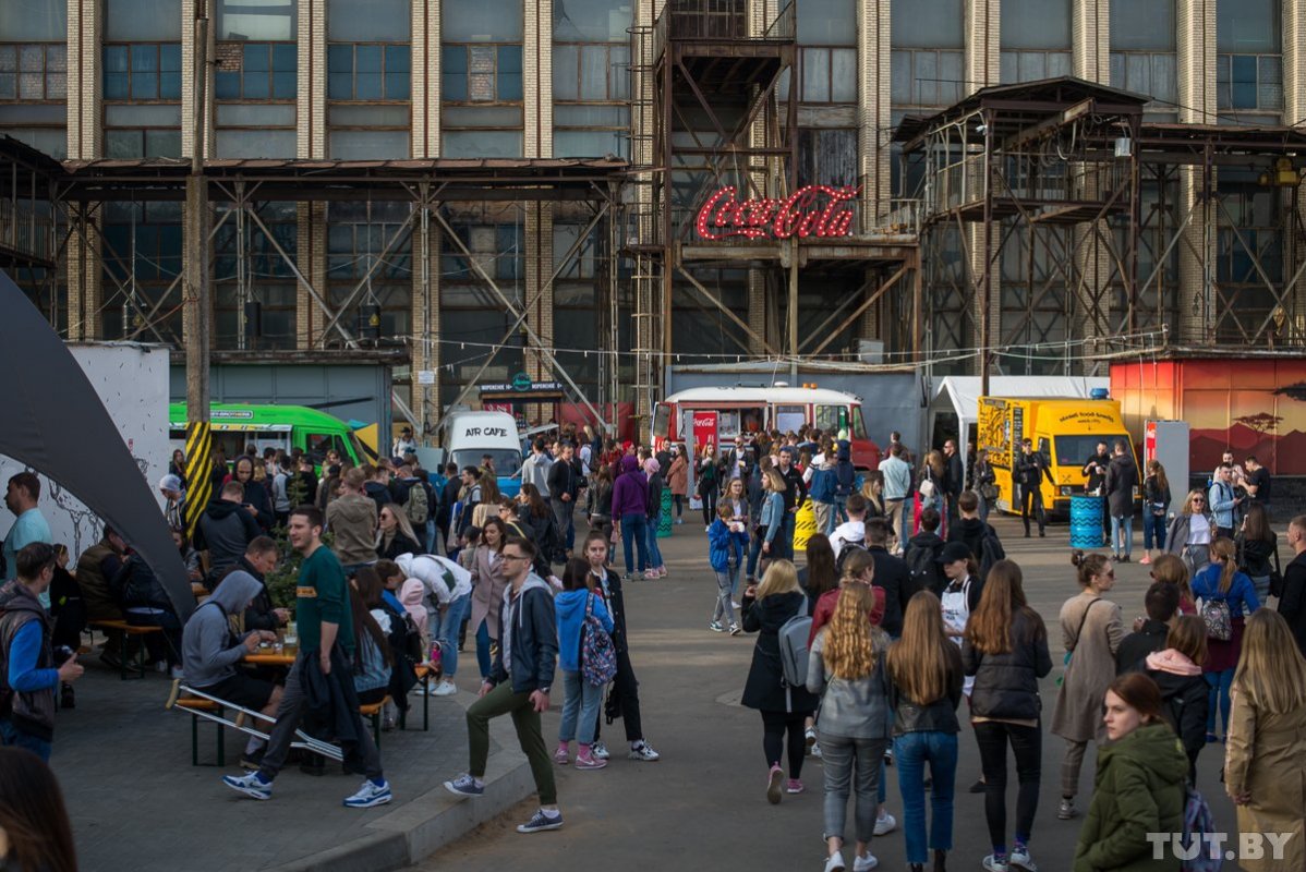 «Песочница» возобновляет развлекательные мероприятия