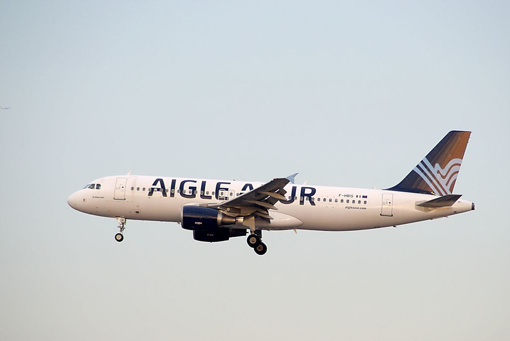 Французская авиакомпания Aigle Azur отменяет все рейсы