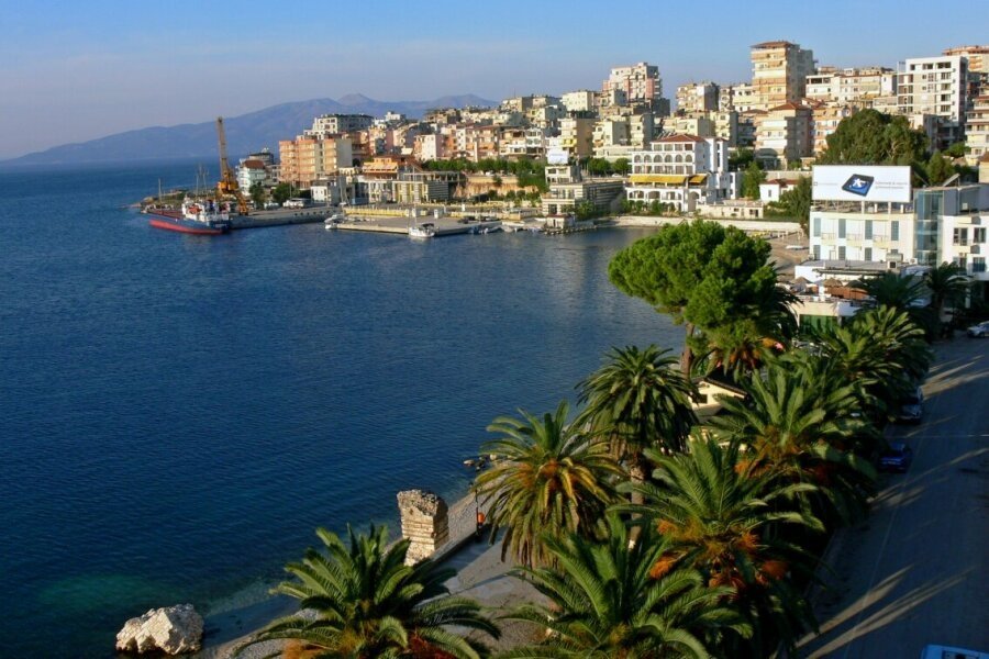 В Черногорию и Албанию можно будет улететь в июне. Как обеспечат безопасность туристов?