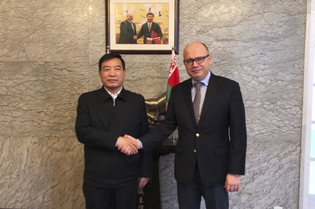 Китайская корпорация хочет арендовать белорусский аэропорт