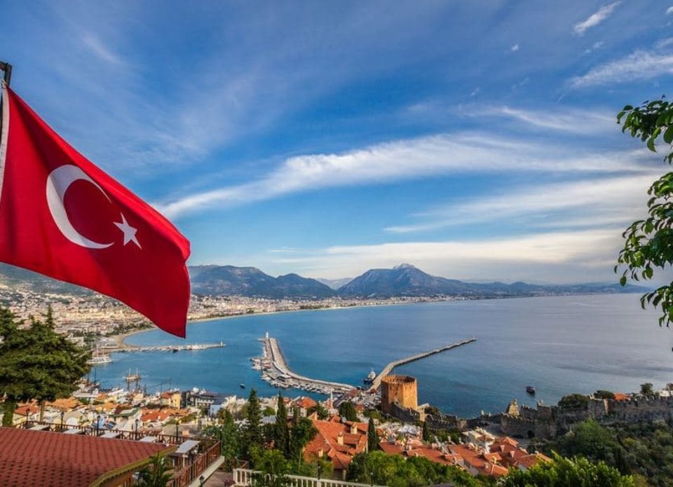 Турция и Беларусь достигли предварительного соглашения о возобновлении рейсов