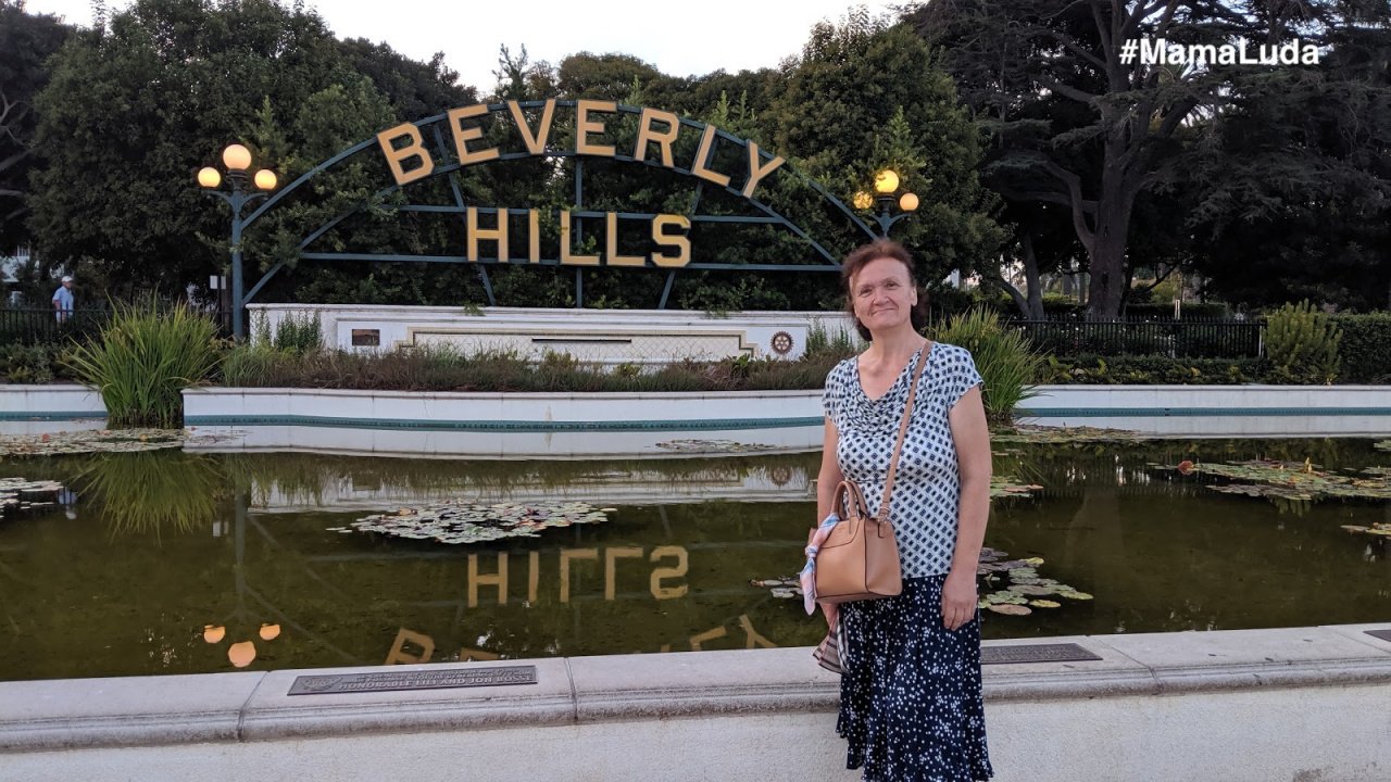 #MamaLuda в Лос-Анджелесе: пенсионерка-путешественница отправилась в город, где исполняются мечты