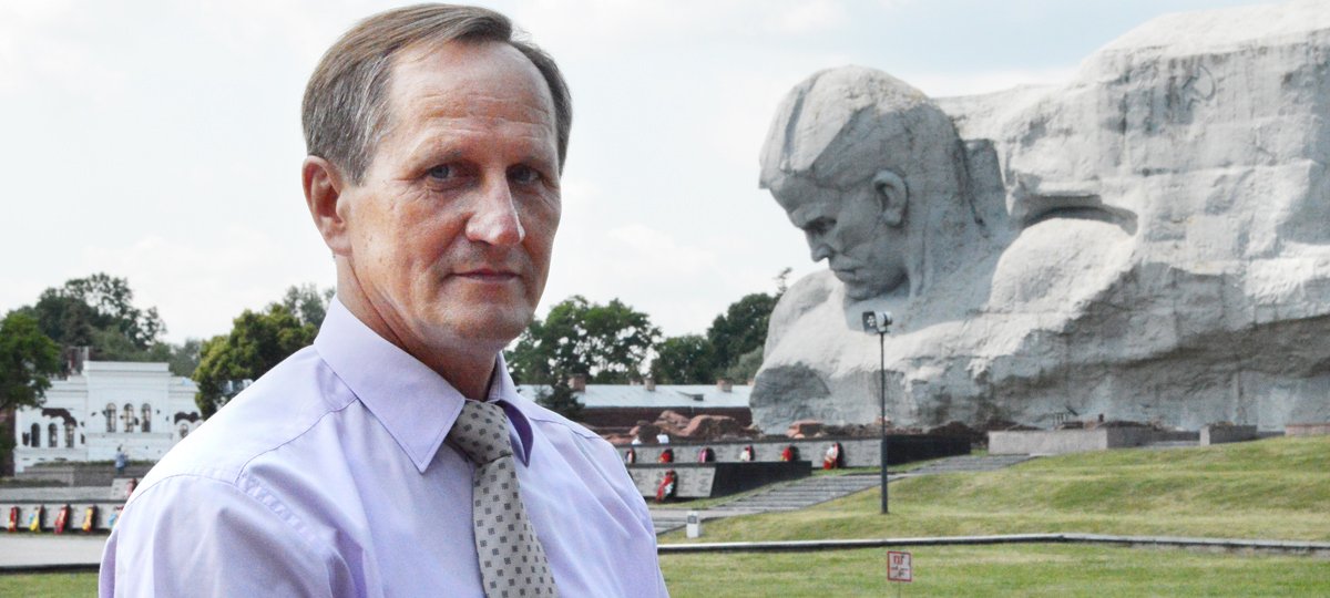 Мнение: "Туроператоры Польши и России проводят экскурсии по Бресту. Это уже вопрос информационной безопасности"