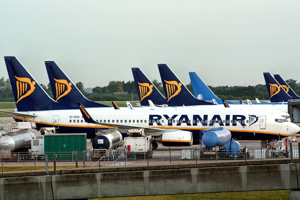 Ryanair сокращает число полетов в Италию