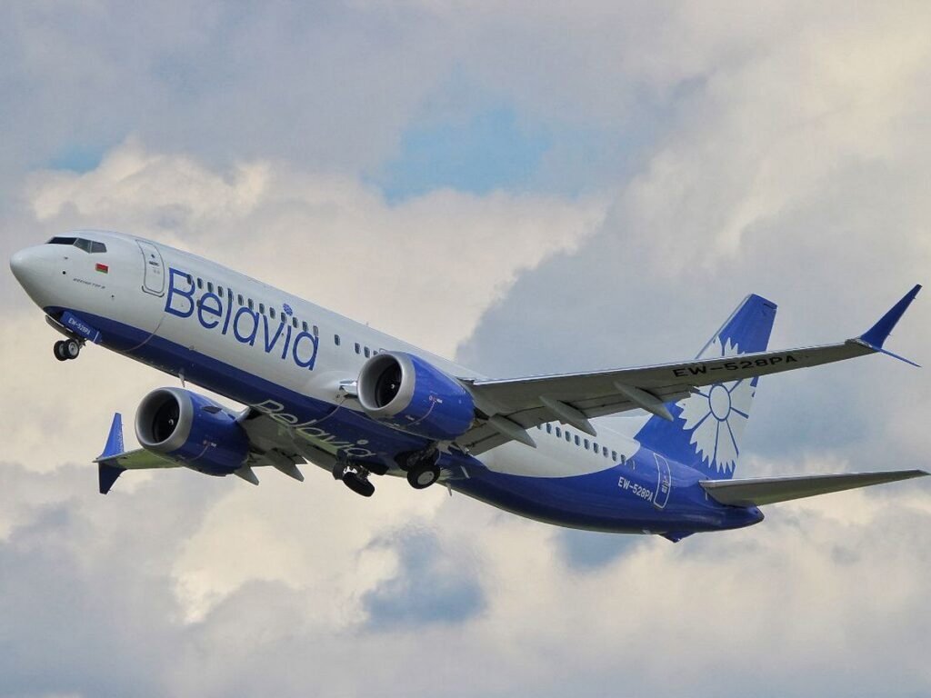 «Белавиа» предлагает выгодные цены на рейсы в Москву и Санкт-Петербург