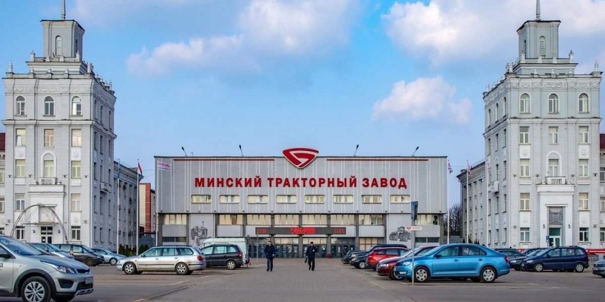 МТЗ станет первой учебной базой для гидов промышленного туризма в Беларуси