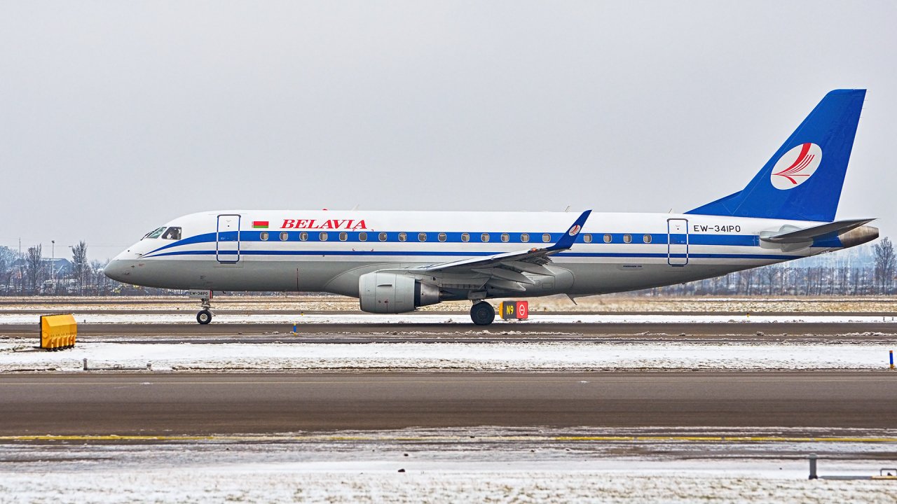 «Белавиа» ждет новый лайнер Embraer-175