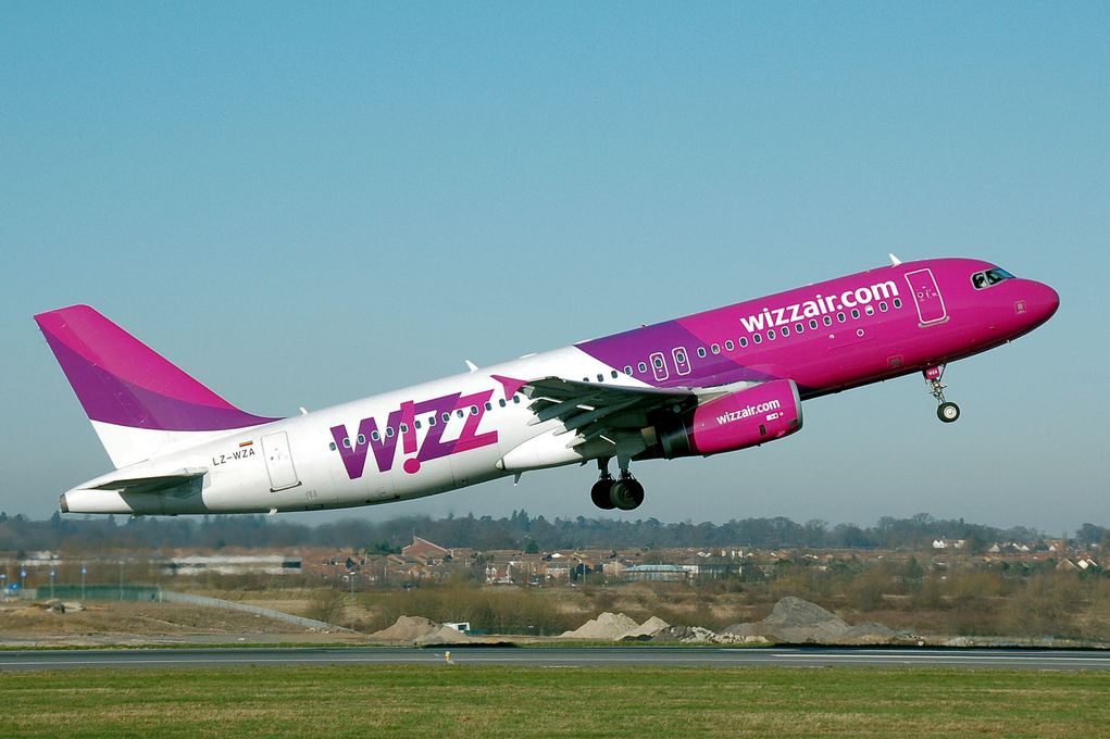 Wizzair отменяет плату за ручную кладь 