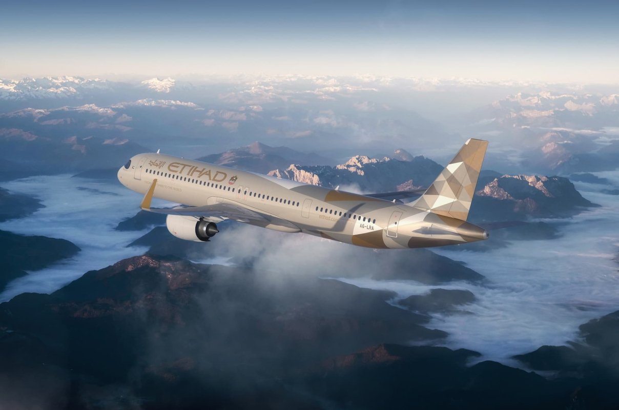 Etihad Airways снижает цены на авиабилеты до 30%: успейте до 24 сентября