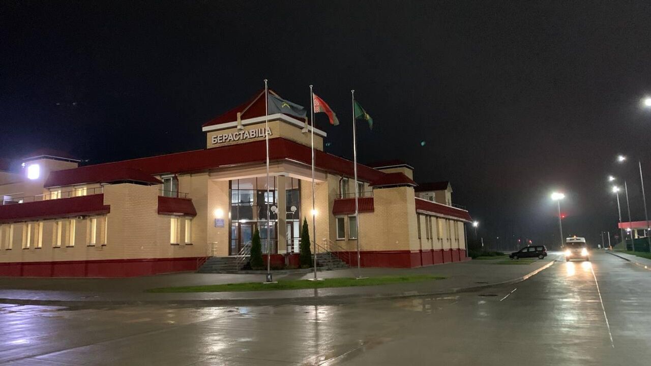 Польша возобновила работу пунктов пропуска на границе с Беларусью