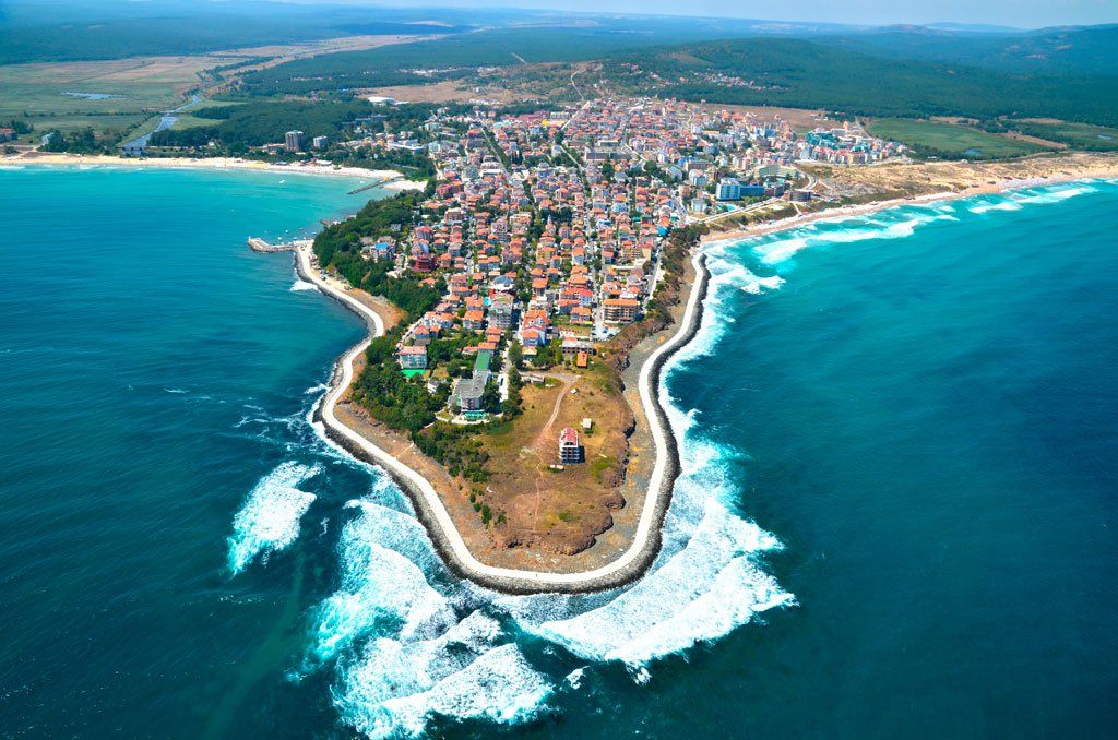 Promorsko-Town_shutterstock_124514386_8238.jpg Promorsko-Town_shutterstock_124514386_8238.jpg