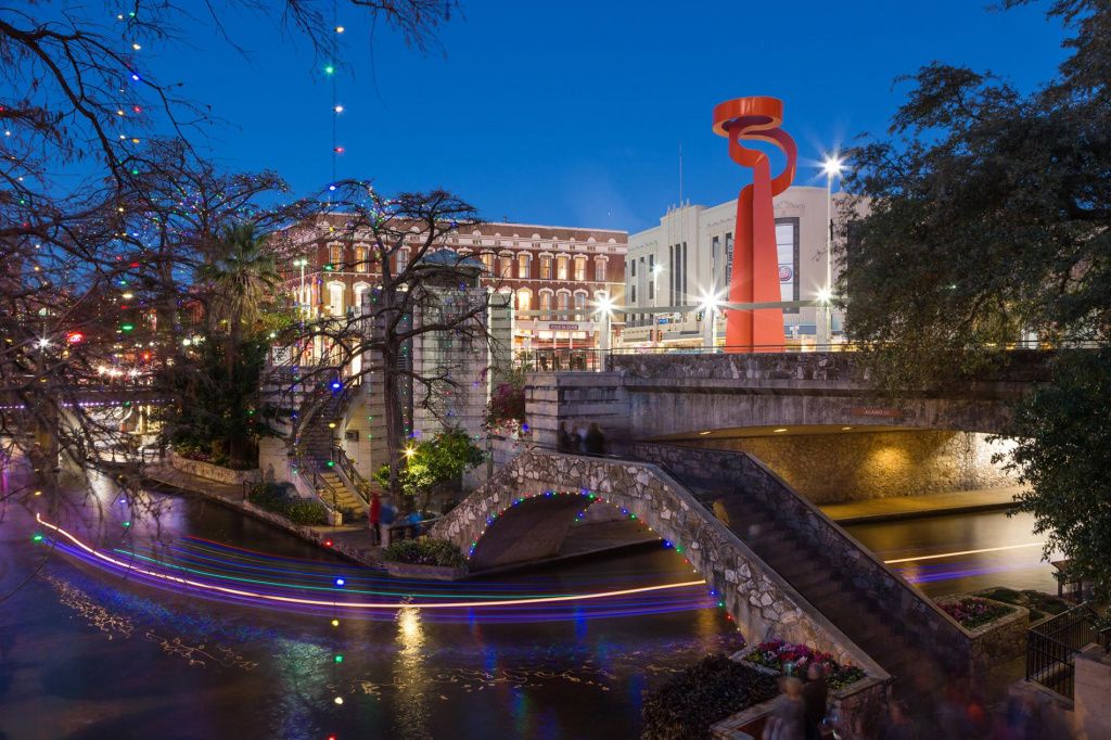 riverwalk-san-antonio-texas.adapt.1900.1.jpg