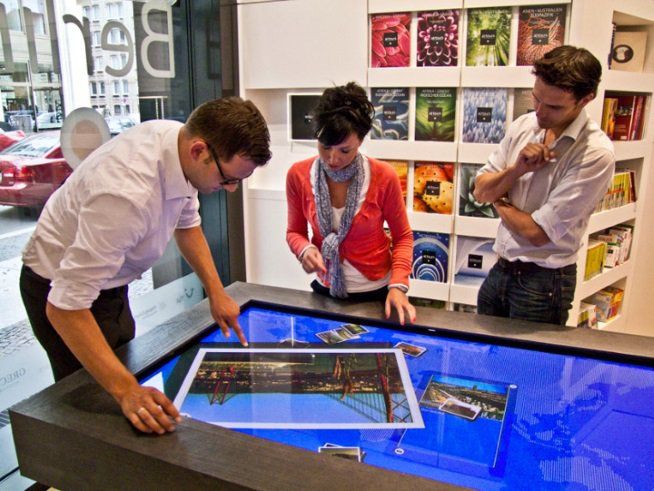 TUI-travel-agency-Berlin.jpg