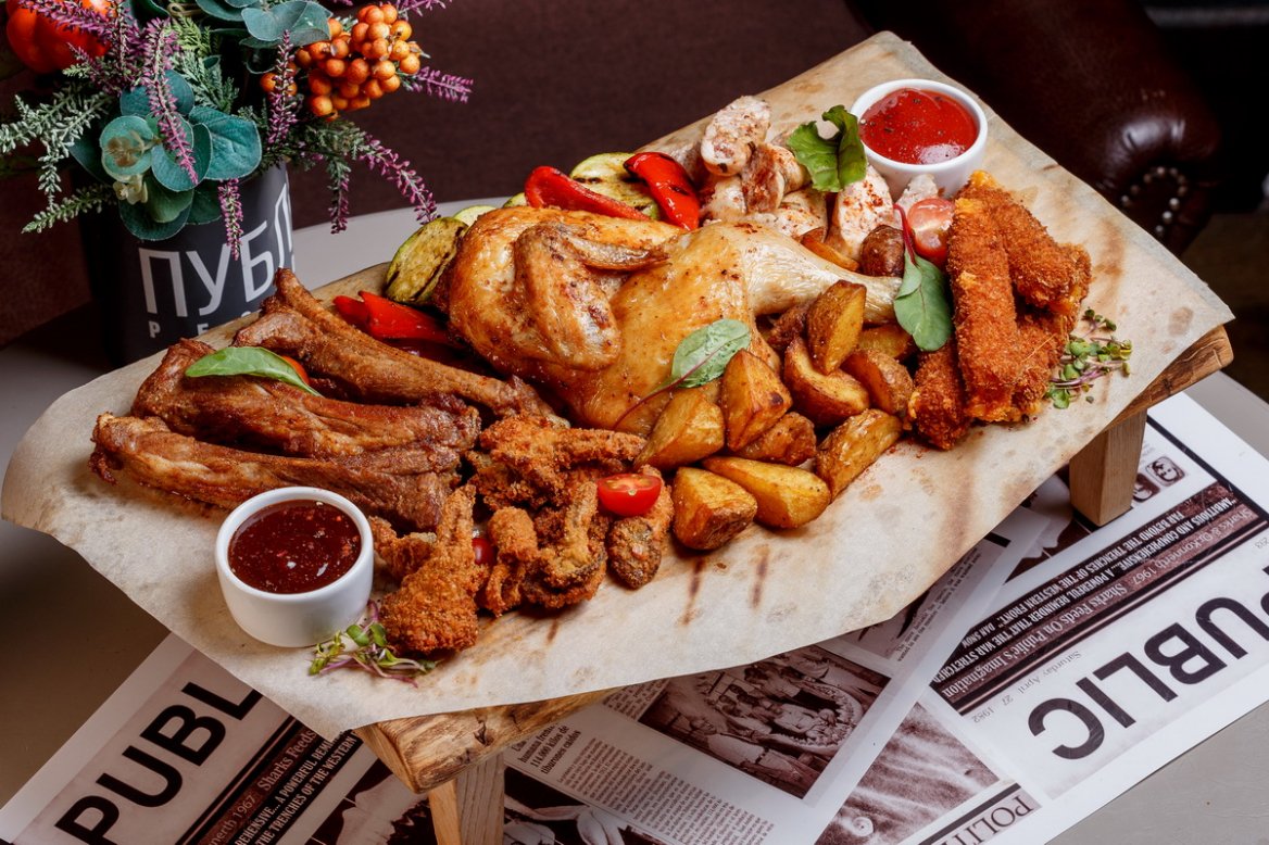 Ресторан ПУБЛИКА.JPG