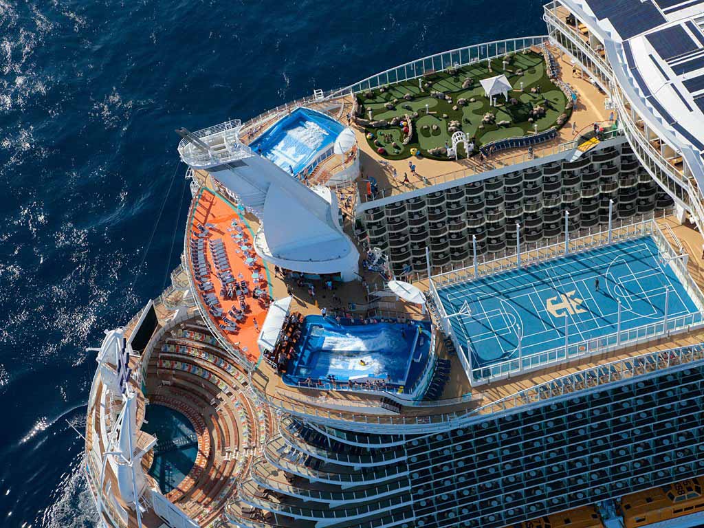 9_Allure-of-the-Seas.jpg 9_Allure-of-the-Seas.jpg