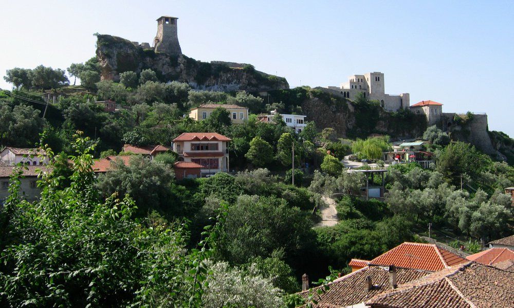 Castle_Krija_Albania_2004-07-08-00.jpg