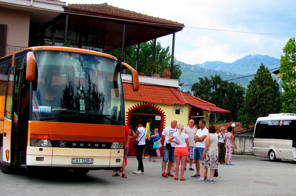 Неоплан автобус 2020. Экскурсии на автобусе в белоруссию. Экскурсионный автобус до белоруссии или по белоруссии. Туры выходного дня из перми. Автобусный тур.