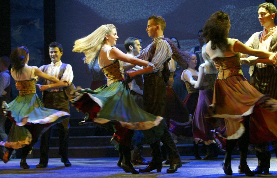 809471__irish-dancing_p.jpg