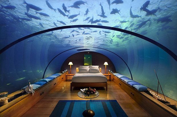 UNDERWATER-HOTEL-982901.jpg