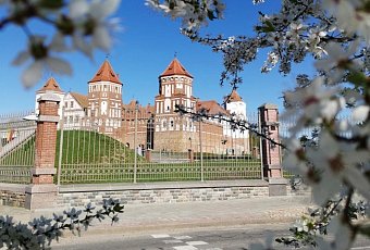 Дорогой замков: Мир, Новогрудок