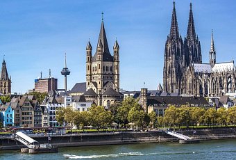 Замки Луары, огни Парижа и готика Кёльна