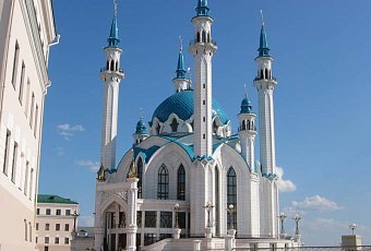 Казань: на рубеже востока и запада (поезд)