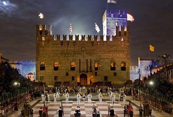 Итальянский бархат и Живые шахматы. Авторский тур