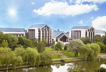 Отель «Пекин» в Минске приостанавливает работу — туры на Новый год под угрозой