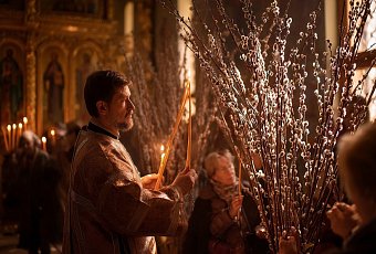 Вербное воскресенье: Жировичи, Слоним, Сынковичи 