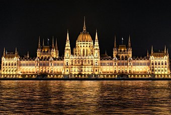 Венгрия + Австрия: шницель, паприка, лаванда...