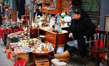Блошиные рынки Мадрида: где найти вещицы с историей?