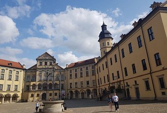 Памятники Мира и Несвижа