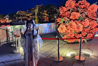 Фестиваль пионов в Лояне