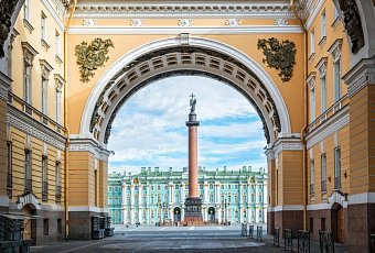 Ноябрьские праздники в Северной столице России