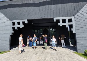 Знать и помнить: Хатынь и Курган Славы